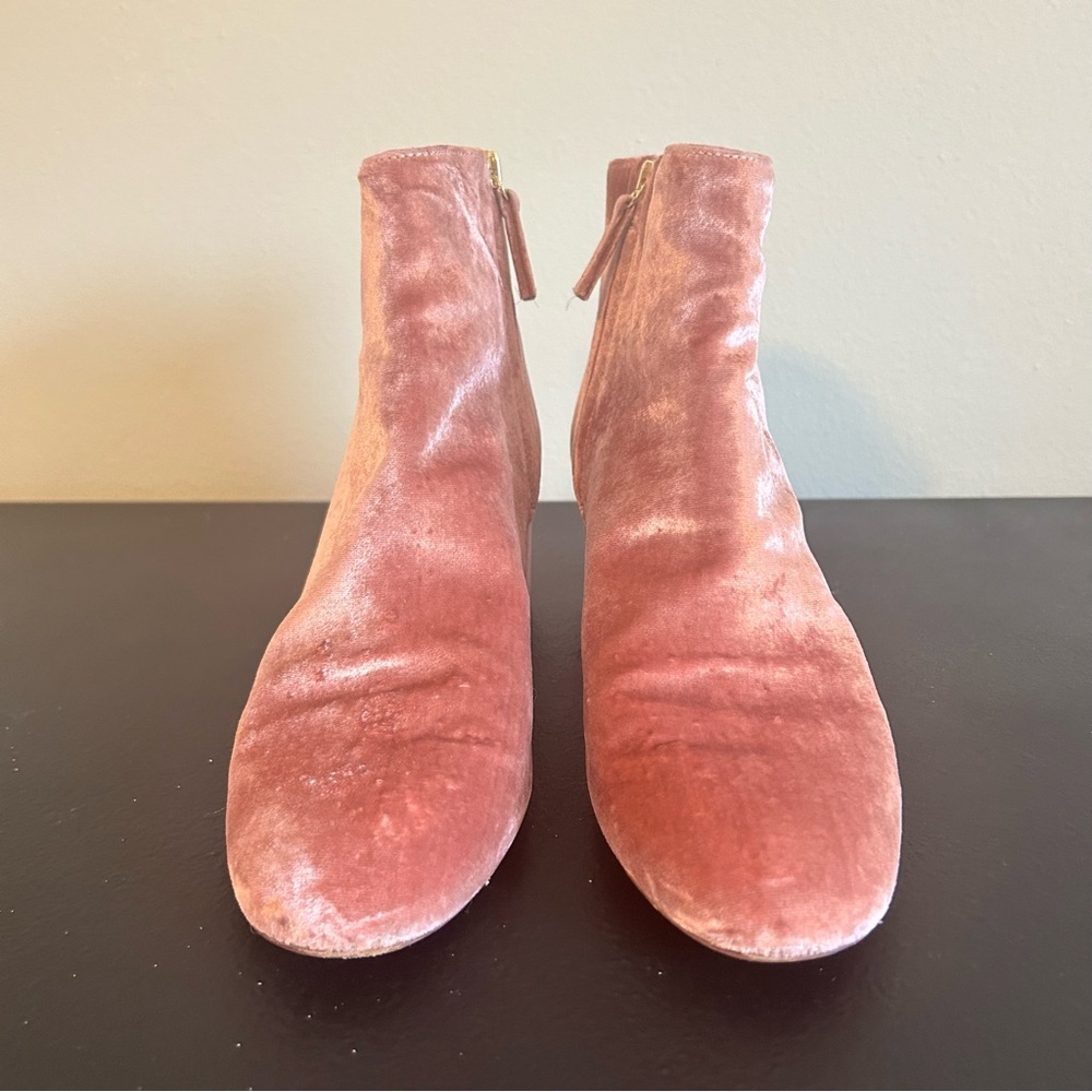 Aquazzura So Me Light Pink Velvet Ankle Boot Size 9 Bootie Heels 2 Inch Pastel - Picture 4 of 11